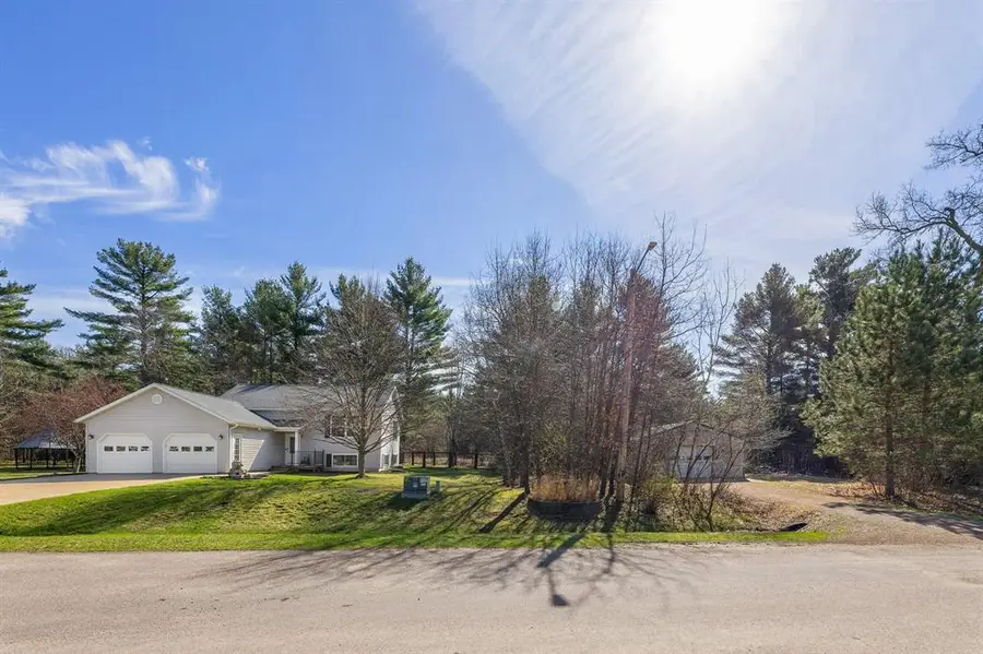 301 Lincolnwood Drive, Black River Falls, WI 54615 - #2