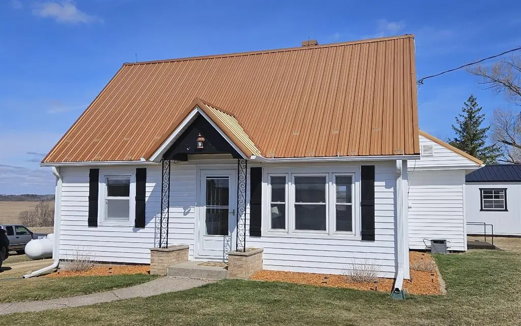 W1458 County Road G, Elmwood, WI 54740 - #1