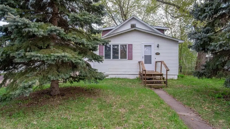 113 W Linden Street, Chippewa Falls, WI 54729 - #2