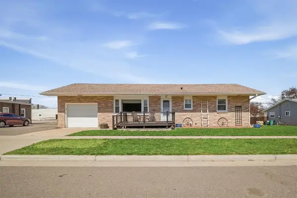 111 E McKinley Avenue, Fall Creek, WI 54742