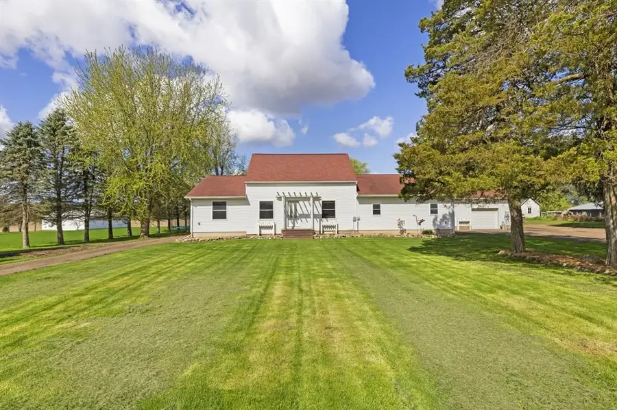 553 County Road D, Elmwood, WI 54740 - #2