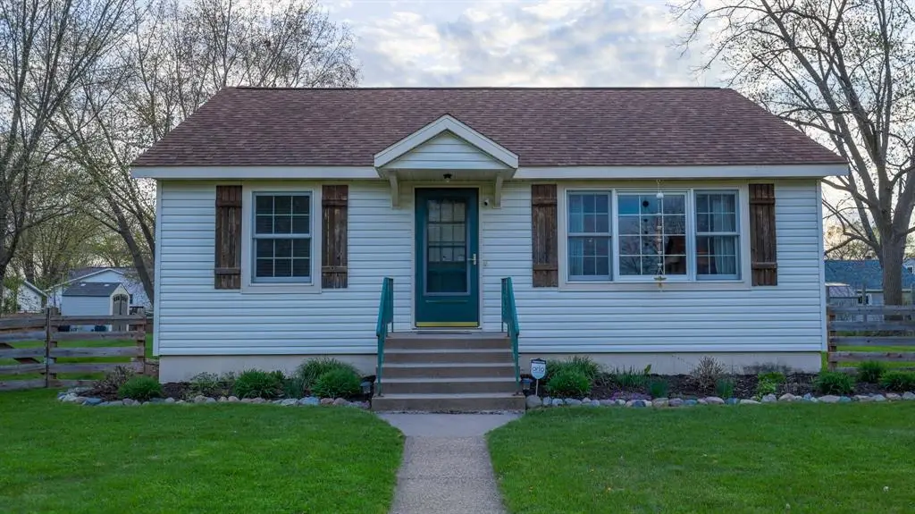 718 Maple Street, Chippewa Falls, WI 54729 - #1