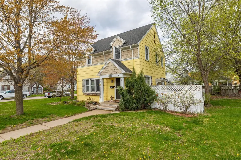 905 Margaret Street, Eau Claire, WI 54701 - #1