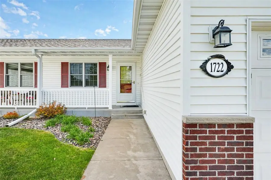 1722 Mitchell Avenue, Eau Claire, WI 54701 - #2