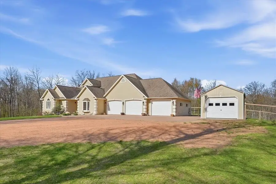 N1520 Hollow Road, Stanley, WI 54768 - #3