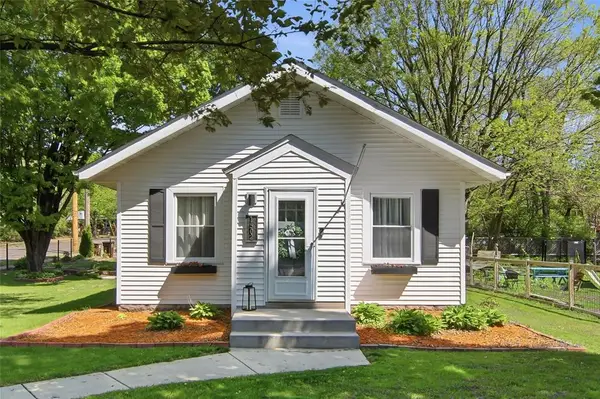 1502 Hogeboom Avenue, Eau Claire, WI 54701