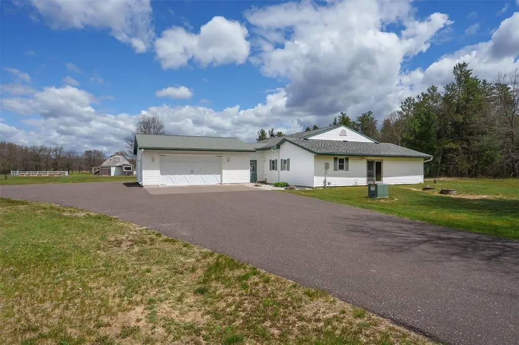 19530 E County Road Gg, Augusta, WI 54722 - #1