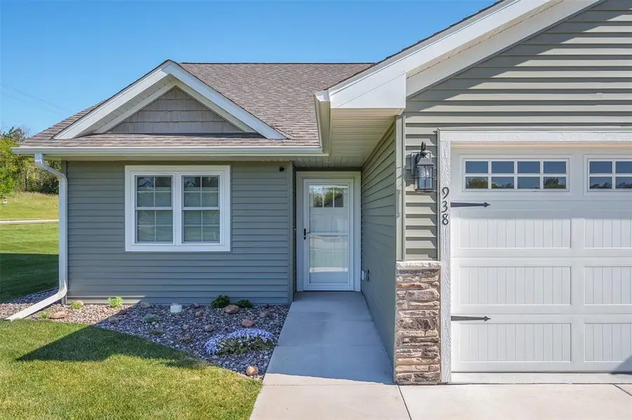 938 Jeffers Ridge, Eau Claire, WI 54703 - #2