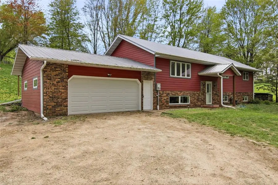 1237 County Road, Roberts, WI 54023 - #2