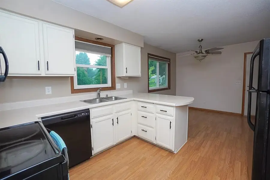3114 Kilbourne Avenue, Eau Claire, WI 54703 - #3