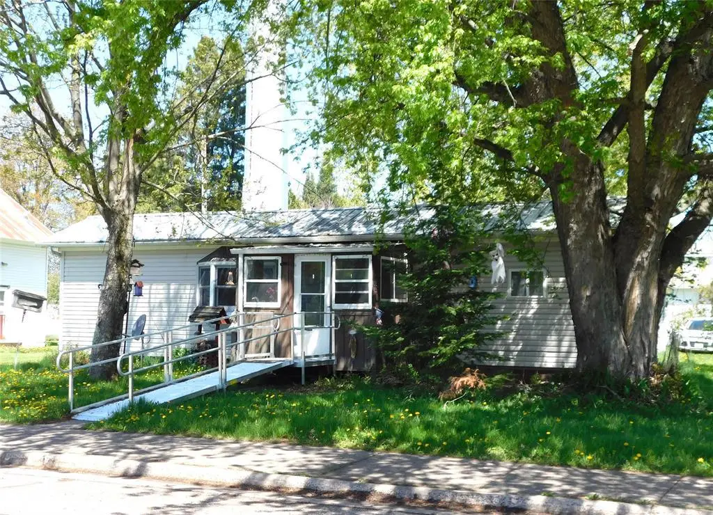 516 Grand Avenue, Hawkins, WI 54530 - #1