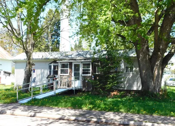 516 Grand Avenue, Hawkins, WI 54530