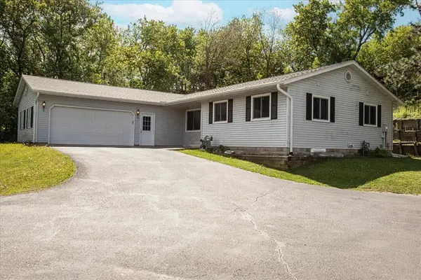 1302 15th Avenue, Menomonie, WI 54751