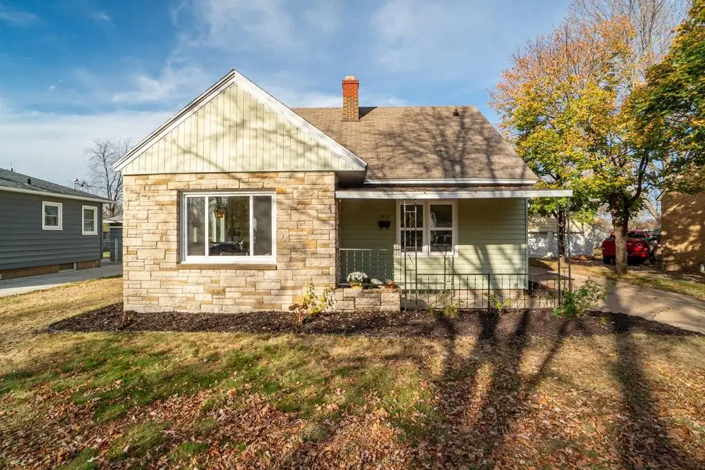 1912 Hoover Avenue, Eau Claire, WI 54701 - #1