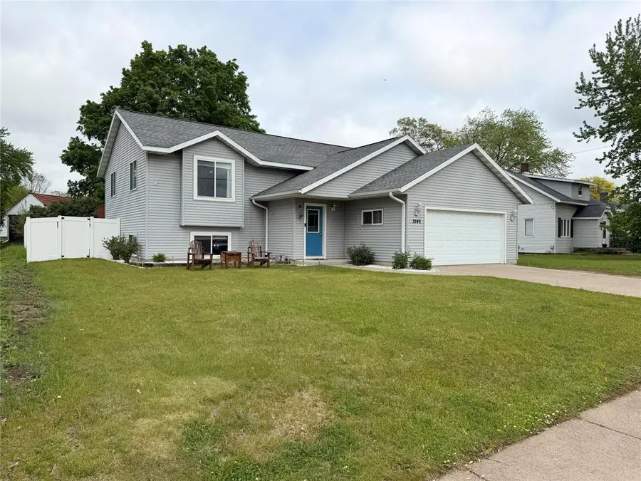 3246 Anderson Drive, Eau Claire, WI 54703 - #2