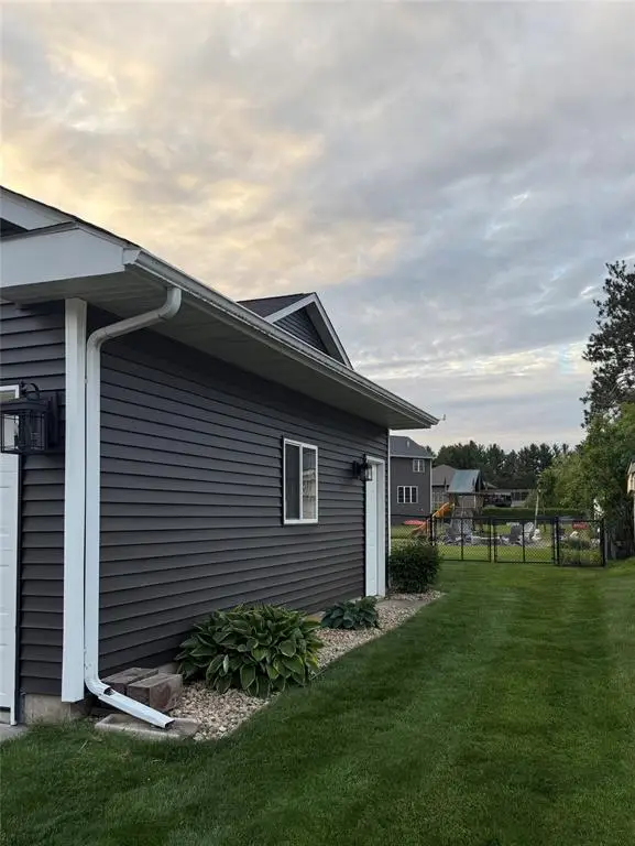 4426 Springfield Drive, Eau Claire, WI 54701 - #3