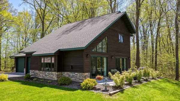 810 E Lake Drive, Shell Lake, WI 54871