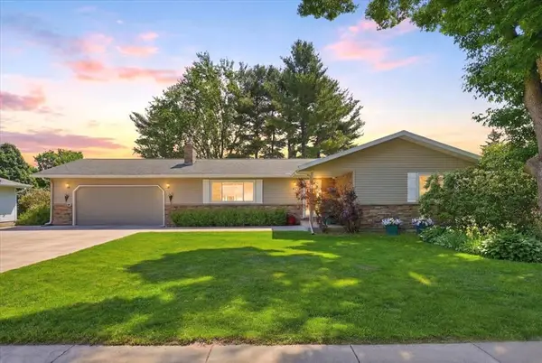 2439 14th Street, Eau Claire, WI 54703