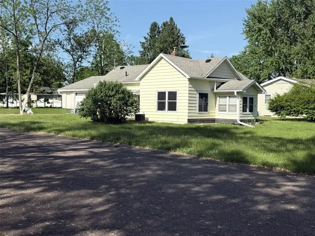 536 Olive Street, Chippewa Falls, WI 54729 - #1
