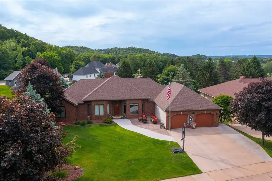 2925 W Princeton Avenue, Eau Claire, WI 54703 - #2