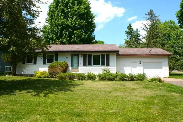 611 Riverside Circle, Ladysmith, WI 54848