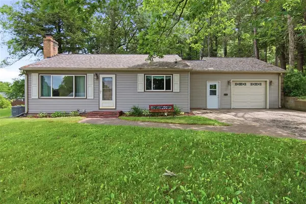 2715 Rudolph Road, Eau Claire, WI 54701