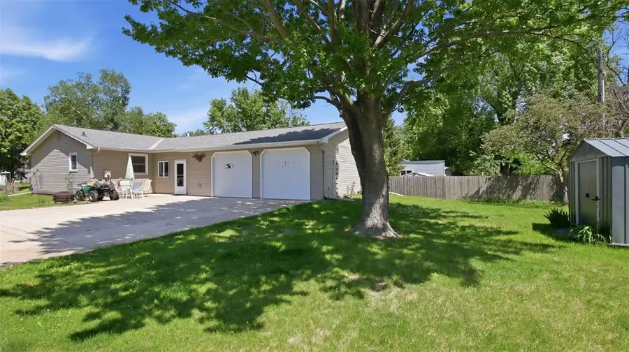 3201 Lotus Street, Eau Claire, WI 54703 - #2