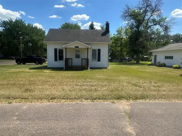 301 Cliff Street, Chippewa Falls, WI 54729