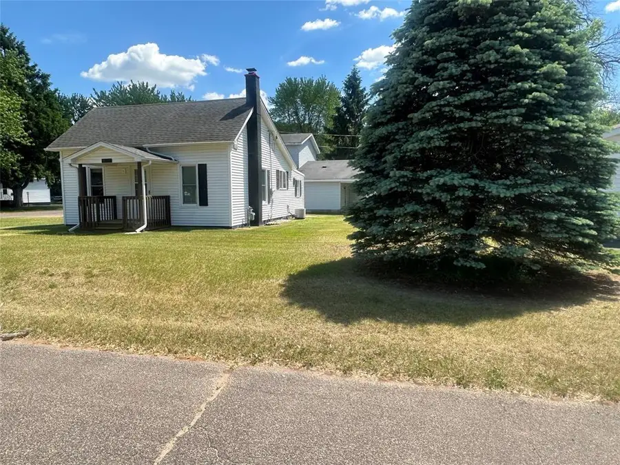 301 Cliff Street, Chippewa Falls, WI 54729 - #3