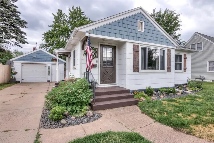 109 E Grant Avenue, Eau Claire, WI 54701 - #2