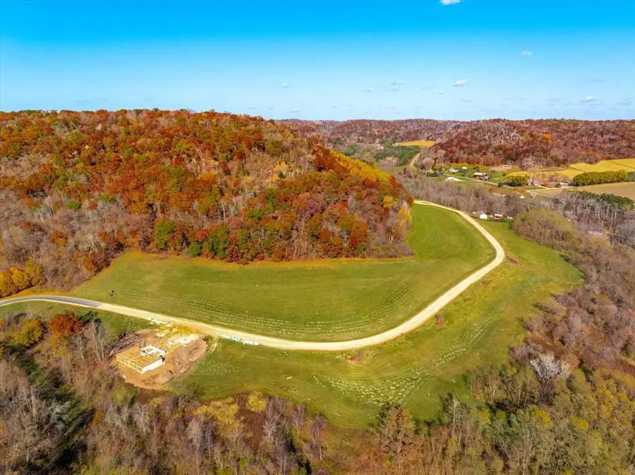 S1541 Shawnee Drive, Alma, WI 54610 - #2