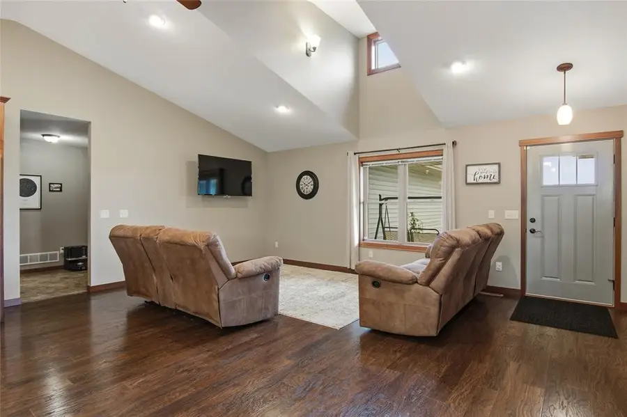 623 Autumn Drive, Altoona, WI 54720 - #2