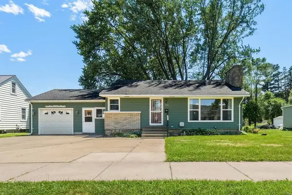 1726 17th Avenue, Bloomer, WI 54724