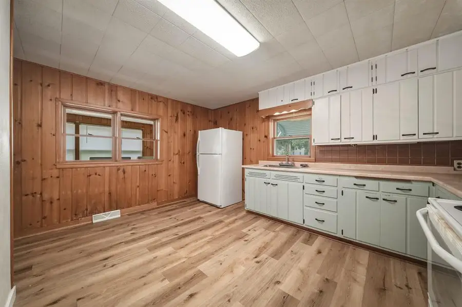 103 S 11th Street, Black River Falls, WI 54615 - #3