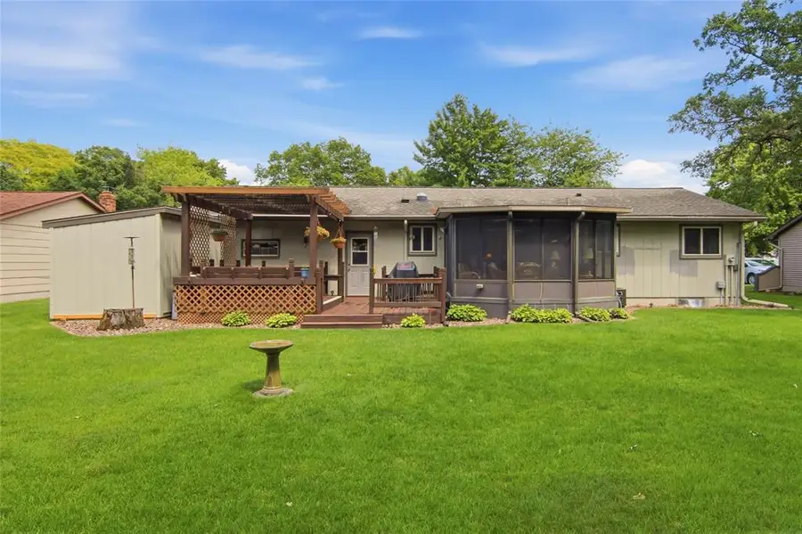 3150 Phoenix Avenue, Eau Claire, WI 54703 - #3