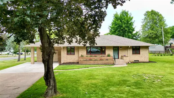 1602 South Street, Eau Claire, WI 54701