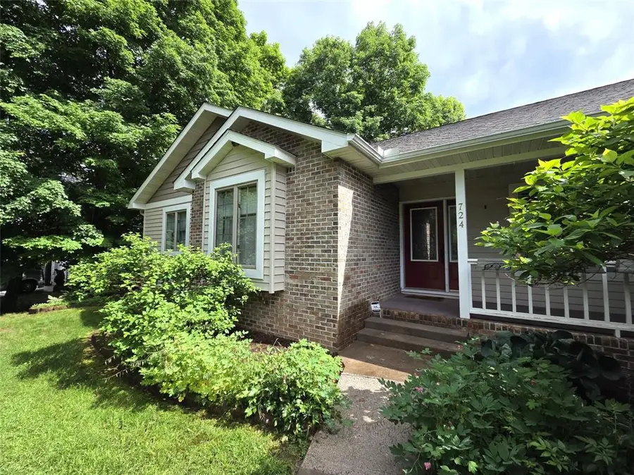 724 Pine Place, Rice Lake, WI 54868 - #2