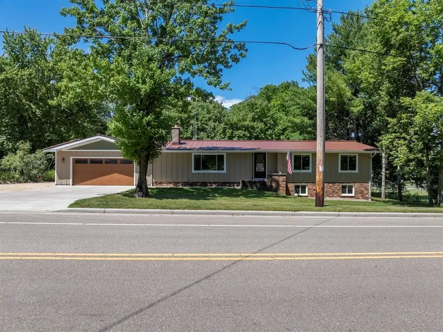 1121 E Laneville Avenue, Durand, WI 54736 - #2