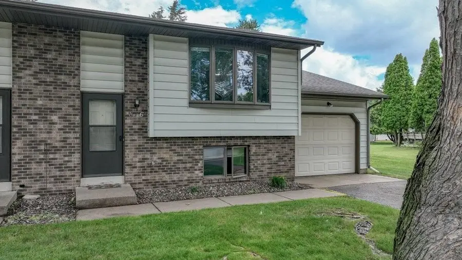 816-818 Dorbe Street #1-2, Eau Claire, WI 54701 - #2