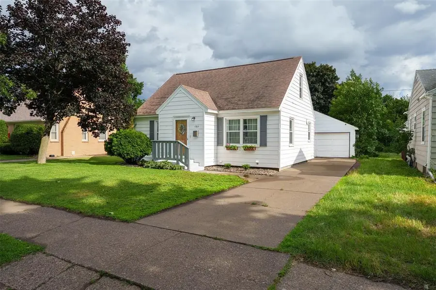 1703 Lyndale Avenue, Eau Claire, WI 54701 - #3