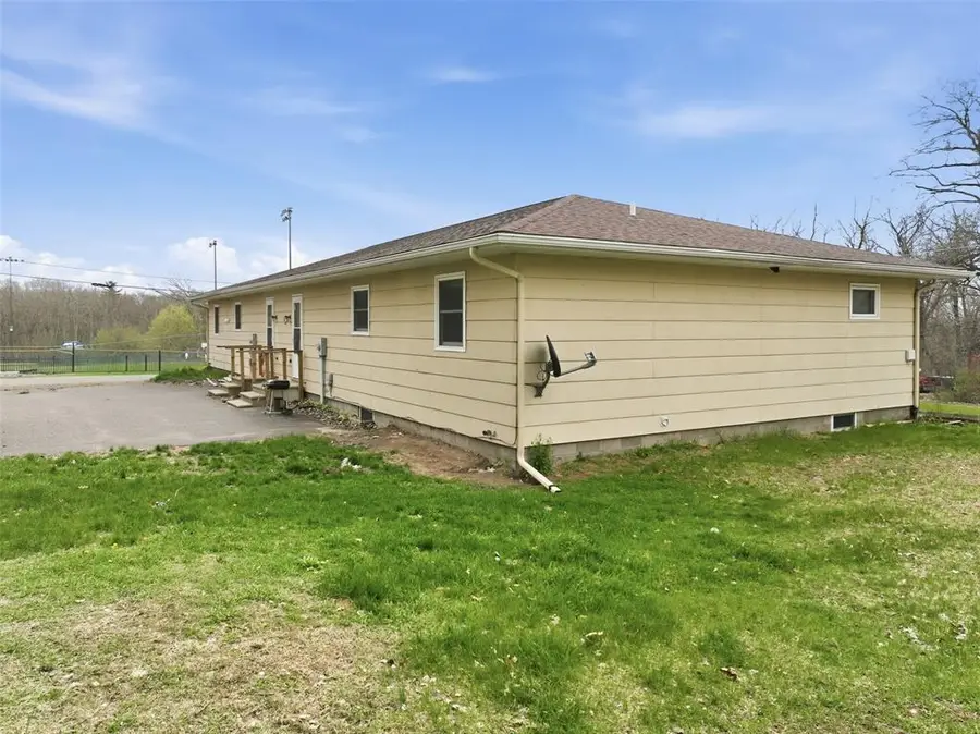 916-918 Michigan Street #1 & 2, Spooner, WI 54801 - #3