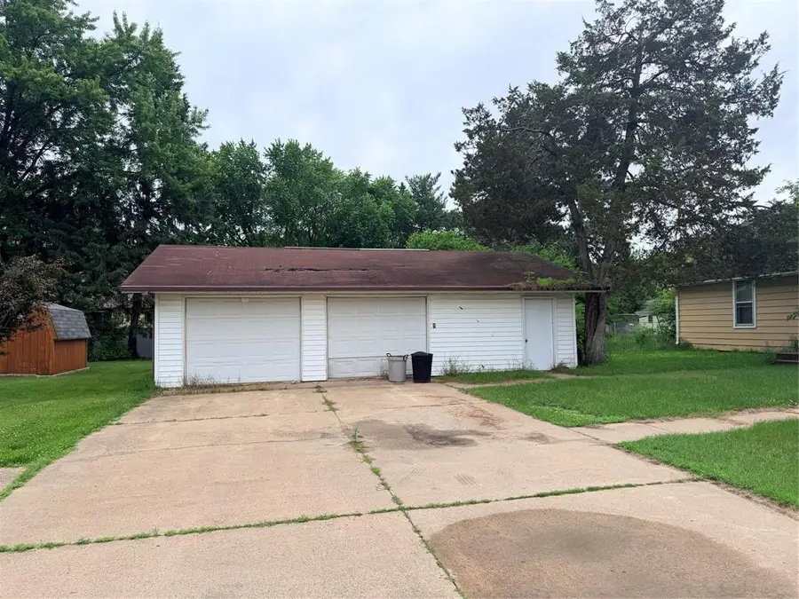 213 W Jefferson Street #1-2, Black River Falls, WI 54615 - #2