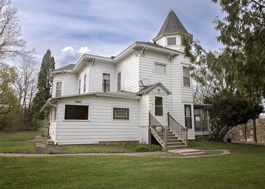 940 Bridge Street #1-4, Chippewa Falls, WI 54729 - #3