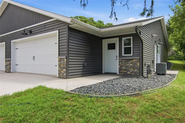 1321 Carpenter Avenue, Eau Claire, WI 54703