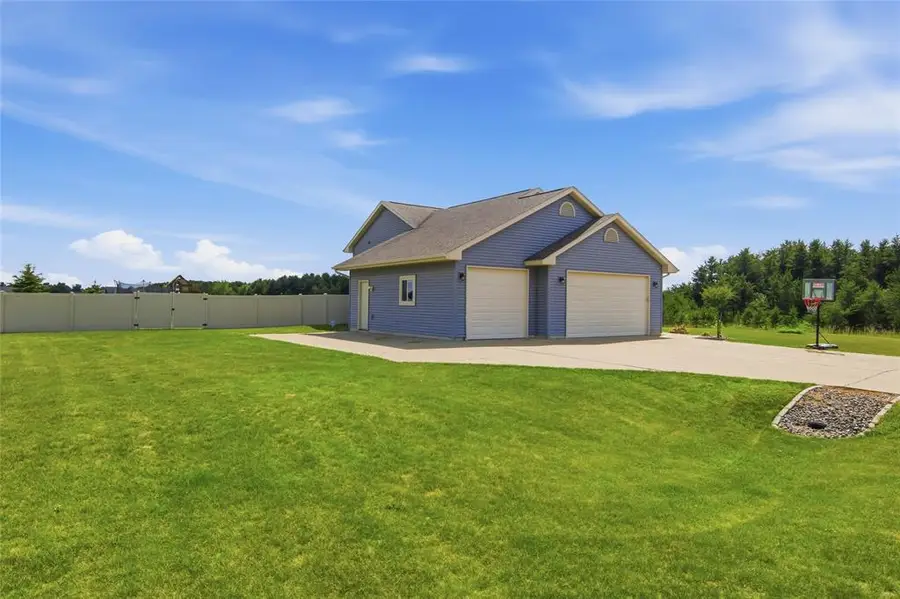 11207 39th Avenue, Chippewa Falls, WI 54729 - #2