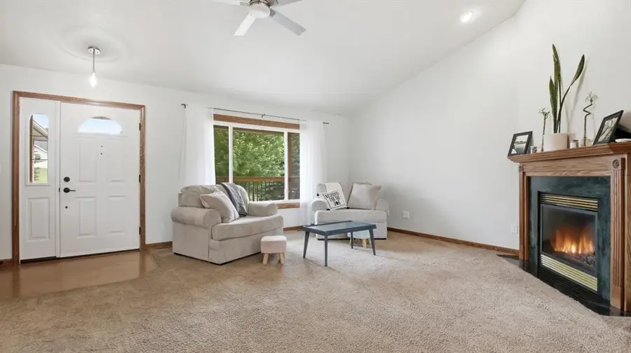 312 Country Lane, Durand, WI 54736 - #3