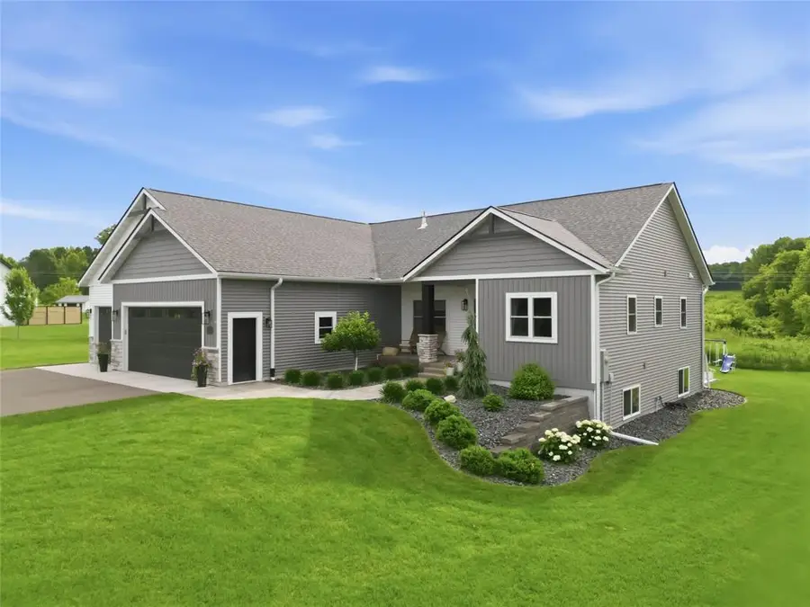 8777 S Cottonwood Circle, Eau Claire, WI 54701 - #2