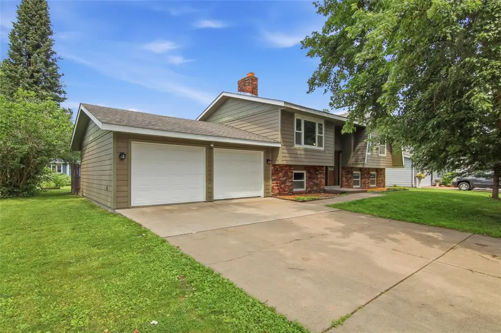 915 W Marshall Street, Rice Lake, WI 54868 - #1