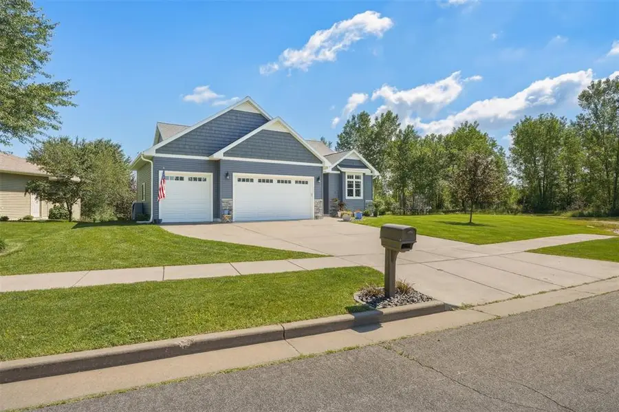 3921 Mill Run Road, Eau Claire, WI 54703 - #3