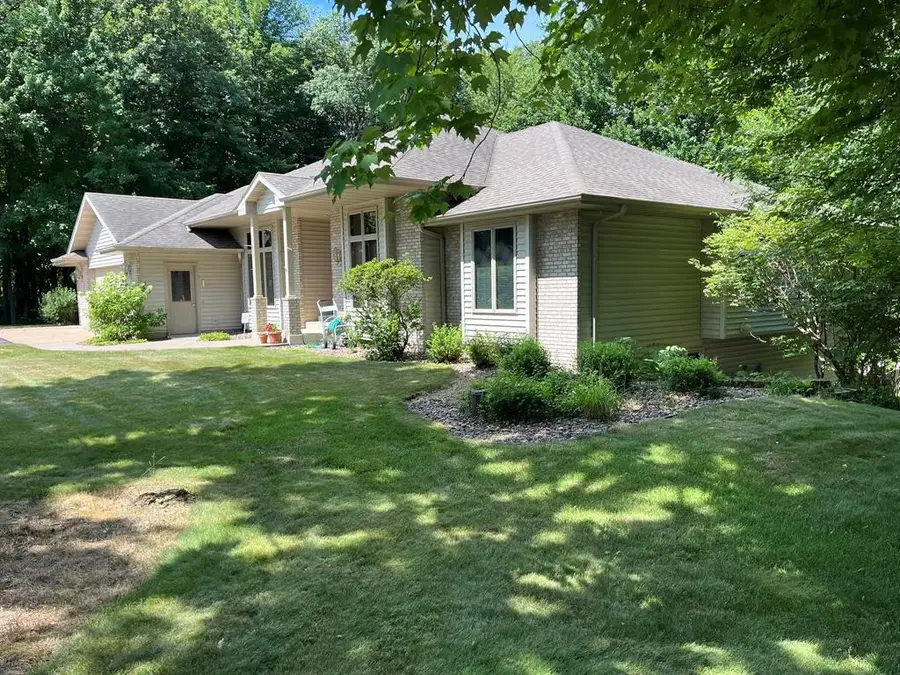 228 Oak Knoll Drive, Chippewa Falls, WI 54729 - #2